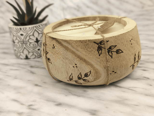 Wooden candle &#039;wild leaf&#039; LARGE